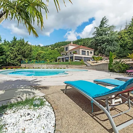 Au Domaine De Cabu * Saint-Victor (Ardeche)